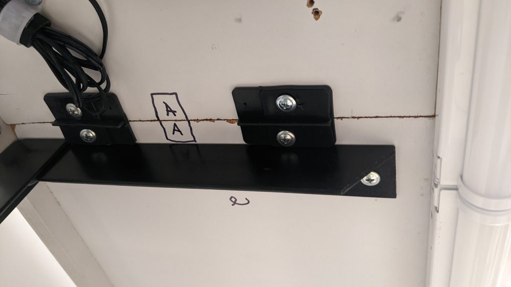 Nailer Alt Use Plastic Shelving Bracket